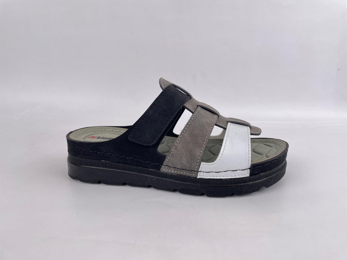 Womens Slippers 1541546