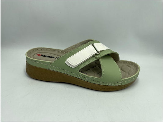 Womens Slippers 1541017