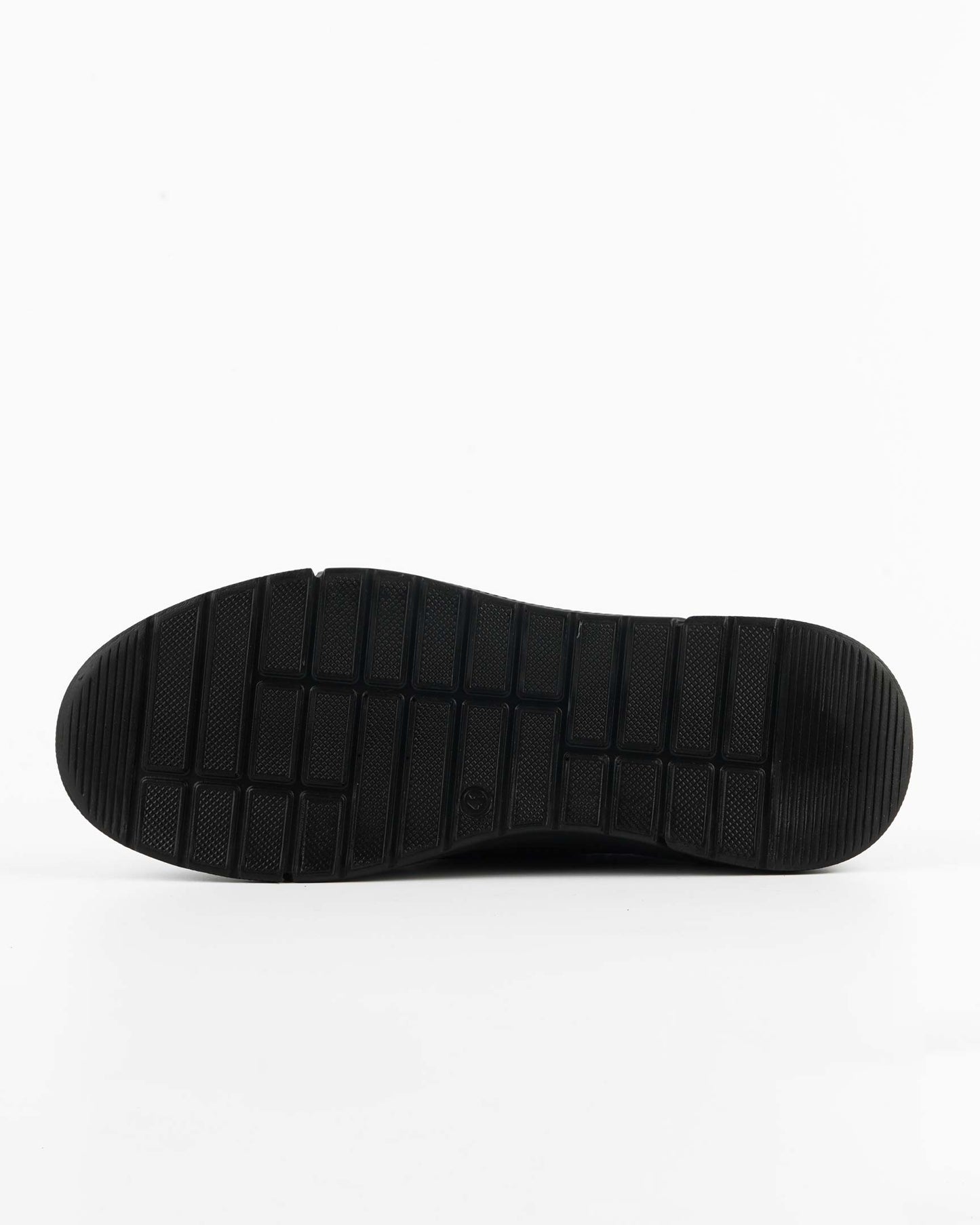 Men’s Casual Shoes — Lightweight, Durable & Versatile for Wholesale