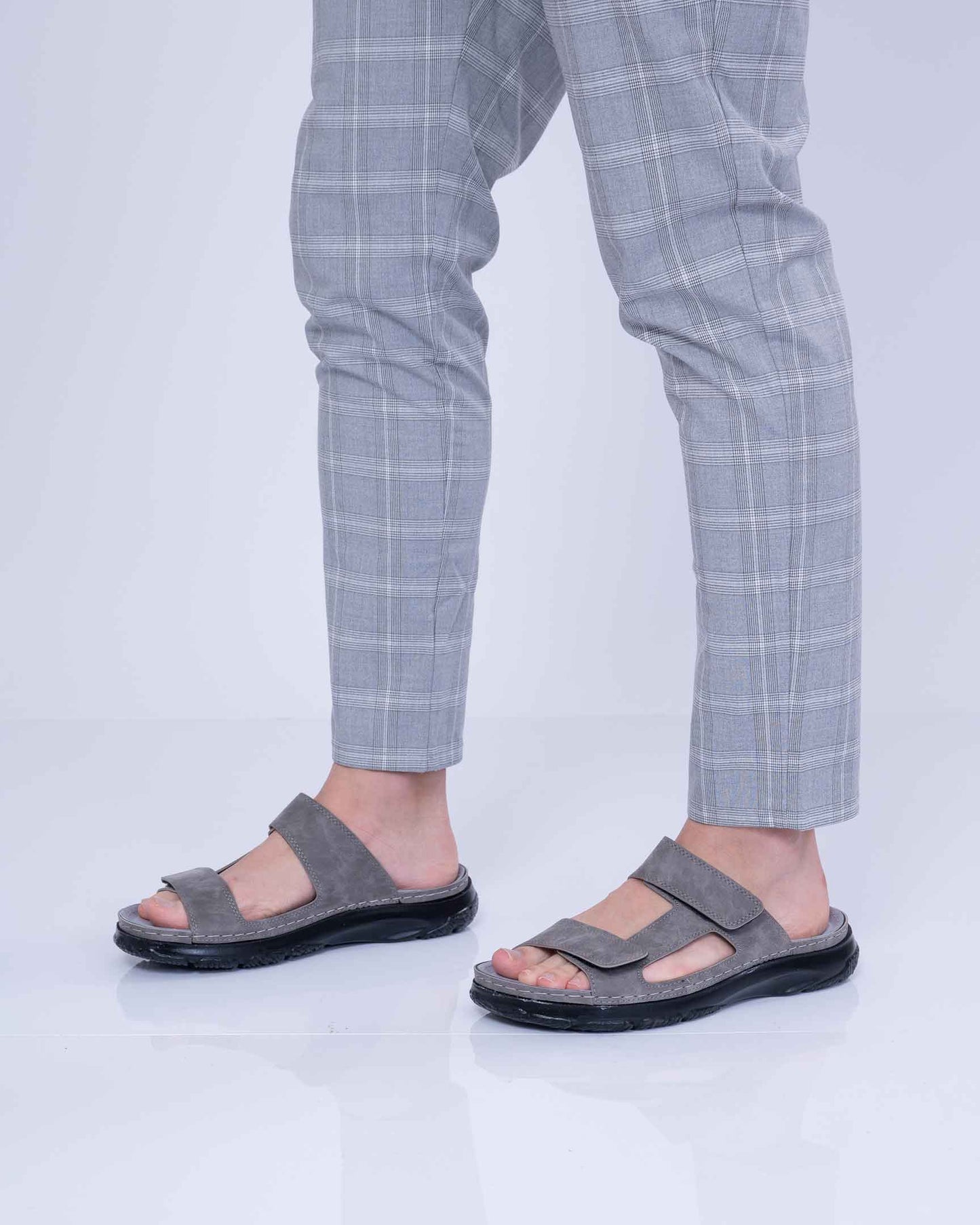 Men’s Comfort Slippers for Wholesale — Lightweight & High-Demand Model