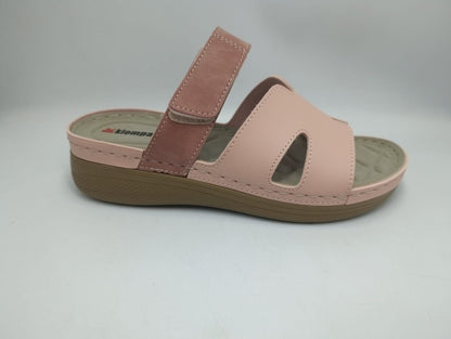 Women’s Comfort Slippers — Cushioned, Lightweight & Wholesale-Ready