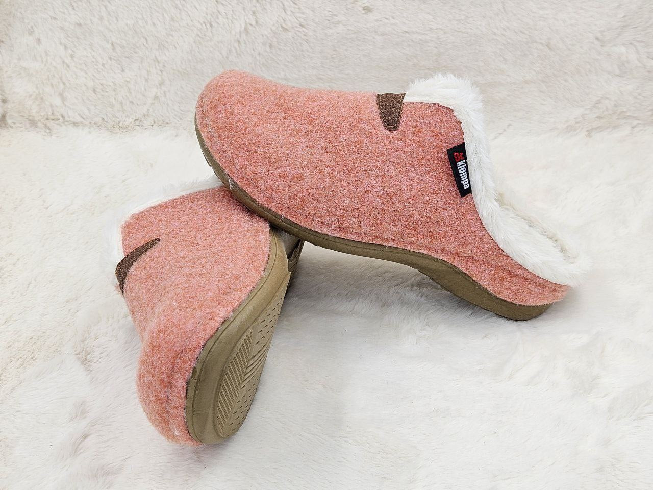 Women’s Winter Sabo Clogs — Warm, Comfortable & Wholesale-Ready