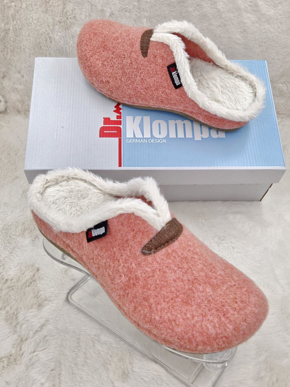 Women’s Winter Sabo Clogs — Warm, Comfortable & Wholesale-Ready