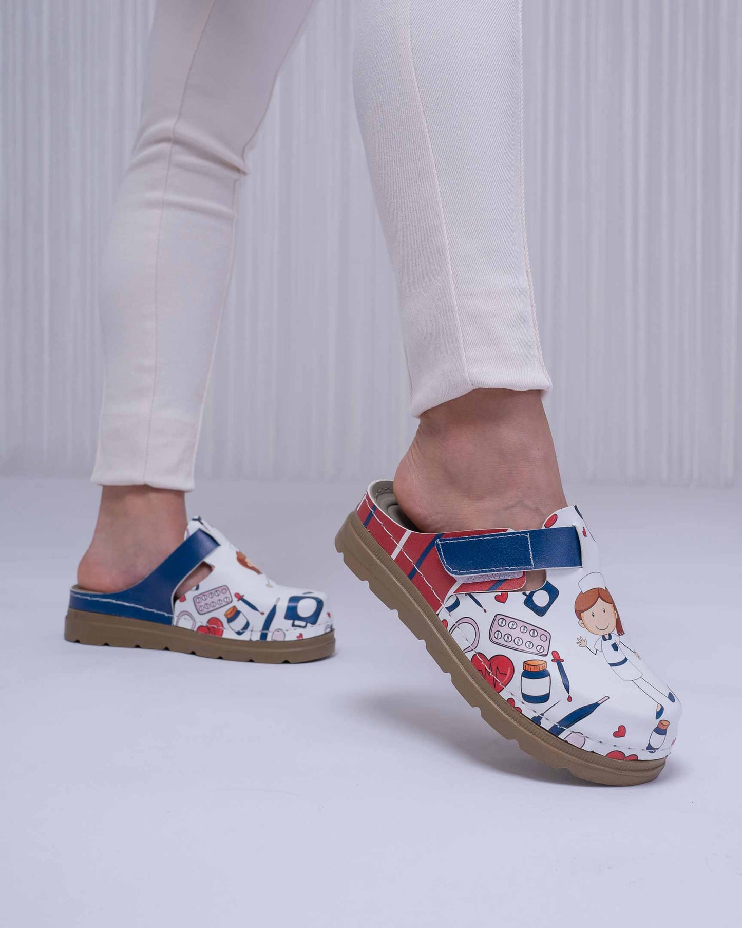 Women's Printed Sabo Clogs | Wholesale Bulk Footwear — Lightweight & Durable