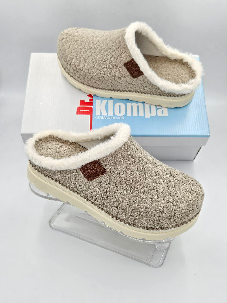 Women’s Winter Sabo Clogs — Warm, Comfortable & Wholesale-Ready