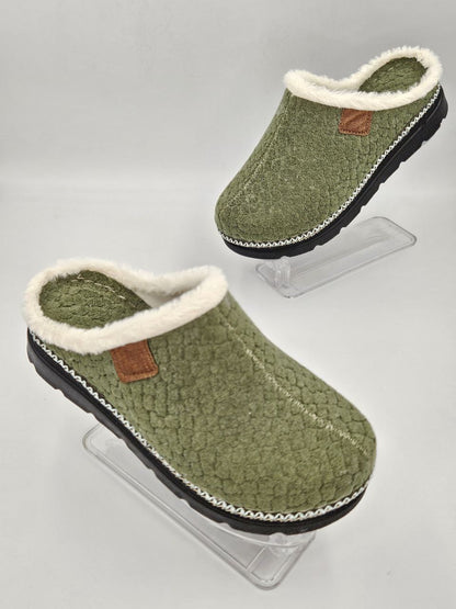 Women’s Winter Sabo Clogs — Warm, Comfortable & Wholesale-Ready