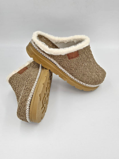 Women’s Winter Sabo Clogs — Warm, Comfortable & Wholesale-Ready