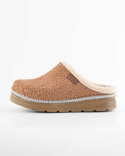 Women’s Winter Sabo Clogs — Warm, Comfortable & Wholesale-Ready