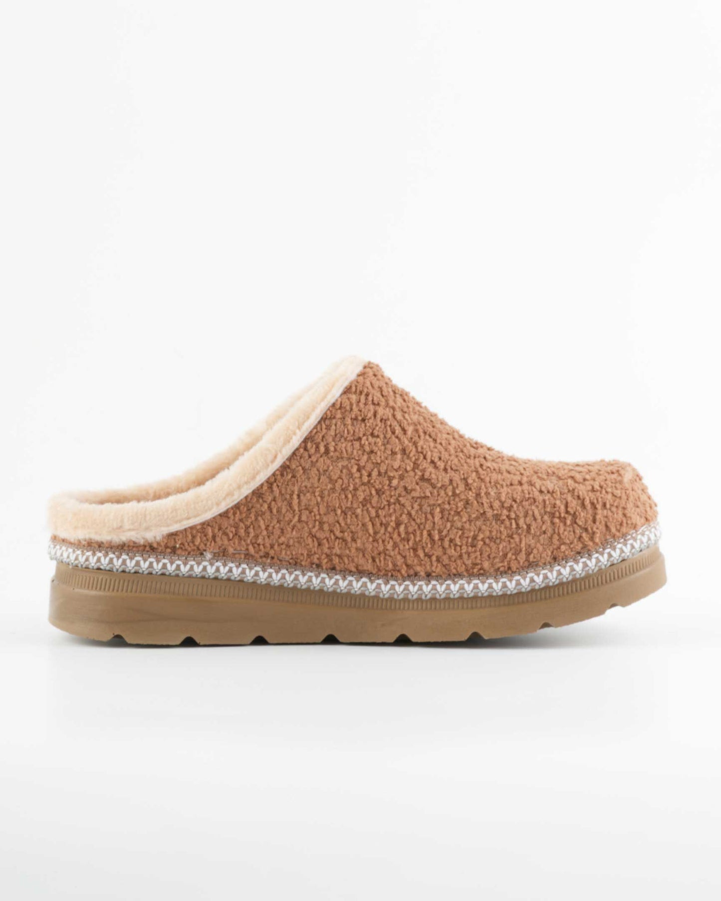 Women’s Winter Sabo Clogs — Warm, Comfortable & Wholesale-Ready