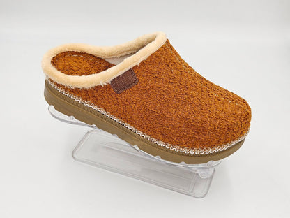 Women’s Winter Sabo Clogs — Warm, Comfortable & Wholesale-Ready
