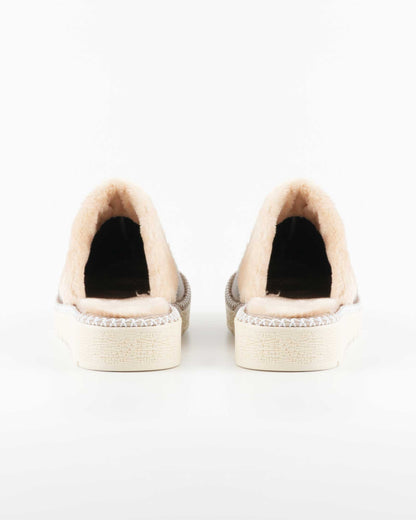 Women’s Winter Sabo Clogs — Warm, Comfortable & Wholesale-Ready