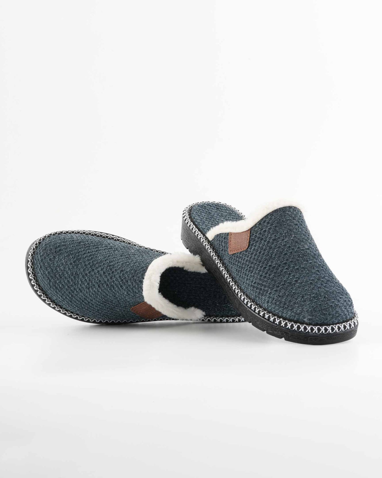 Women’s Winter Sabo Clogs — Warm, Comfortable & Wholesale-Ready