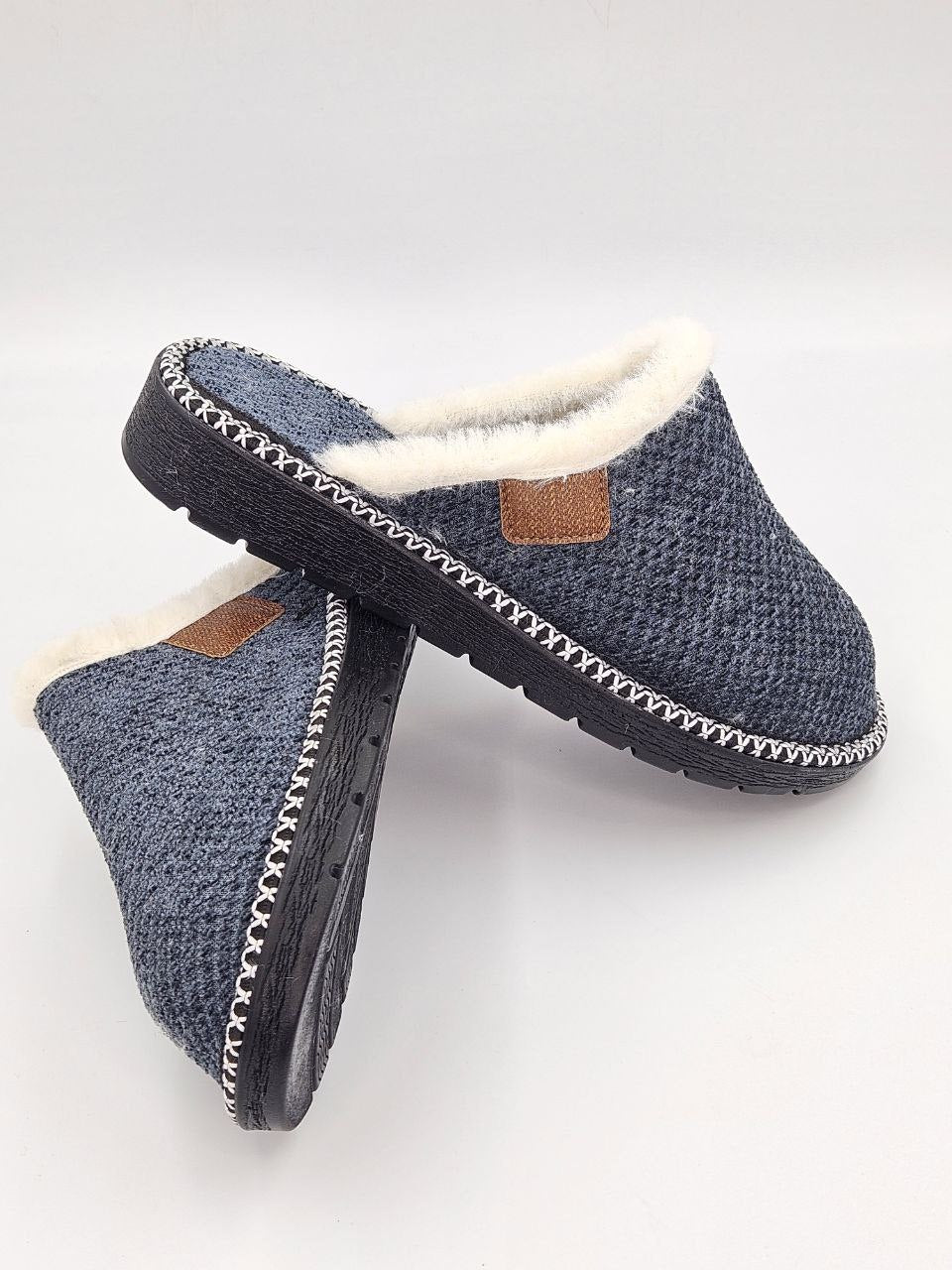 Women’s Winter Sabo Clogs — Warm, Comfortable & Wholesale-Ready