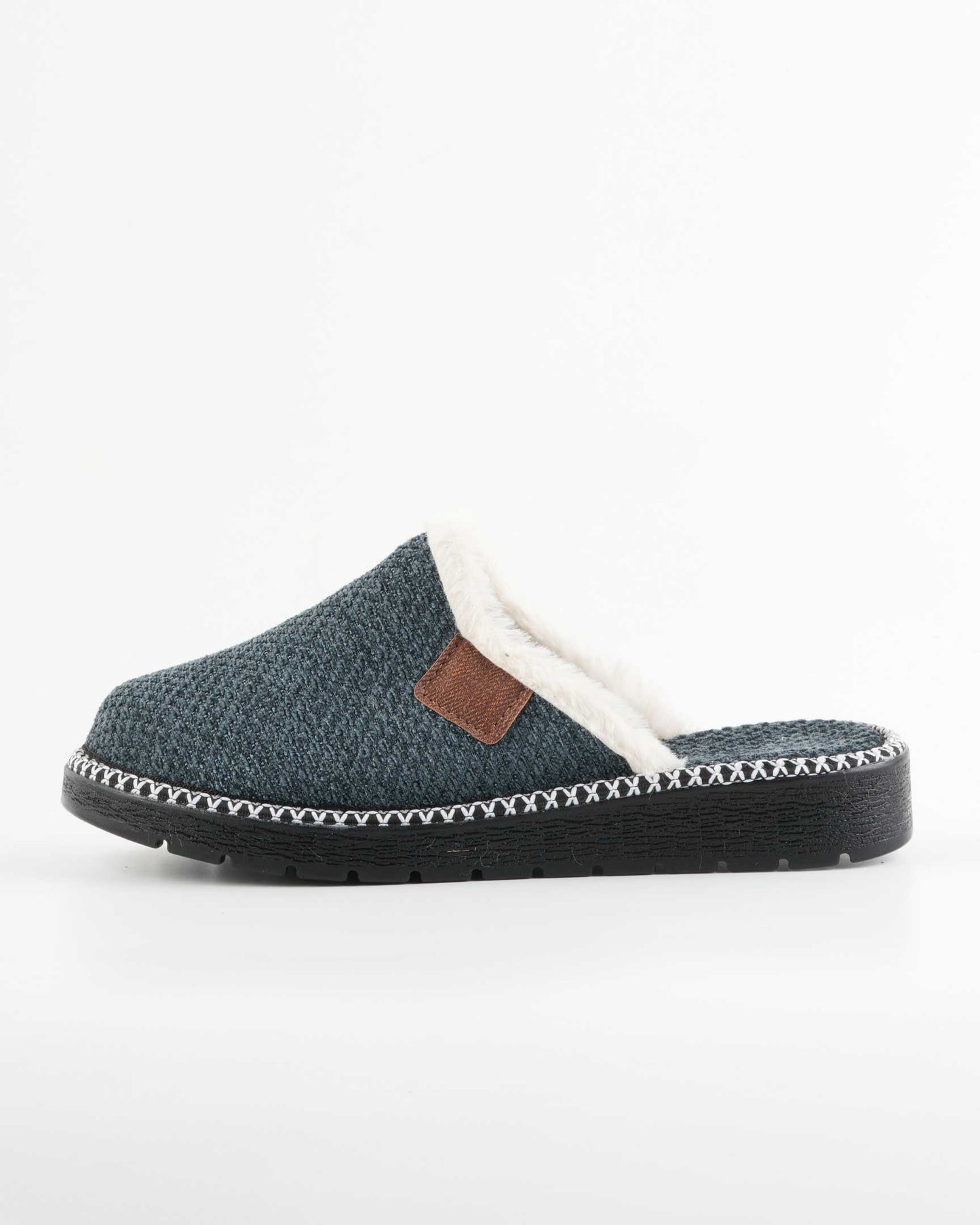 Women’s Winter Sabo Clogs — Warm, Comfortable & Wholesale-Ready
