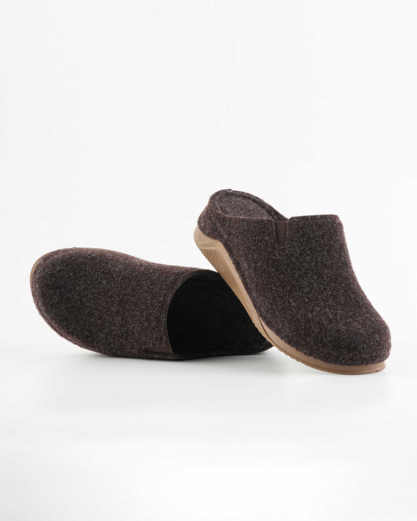 Women’s Winter Sabo Clogs — Warm, Comfortable & Wholesale-Ready