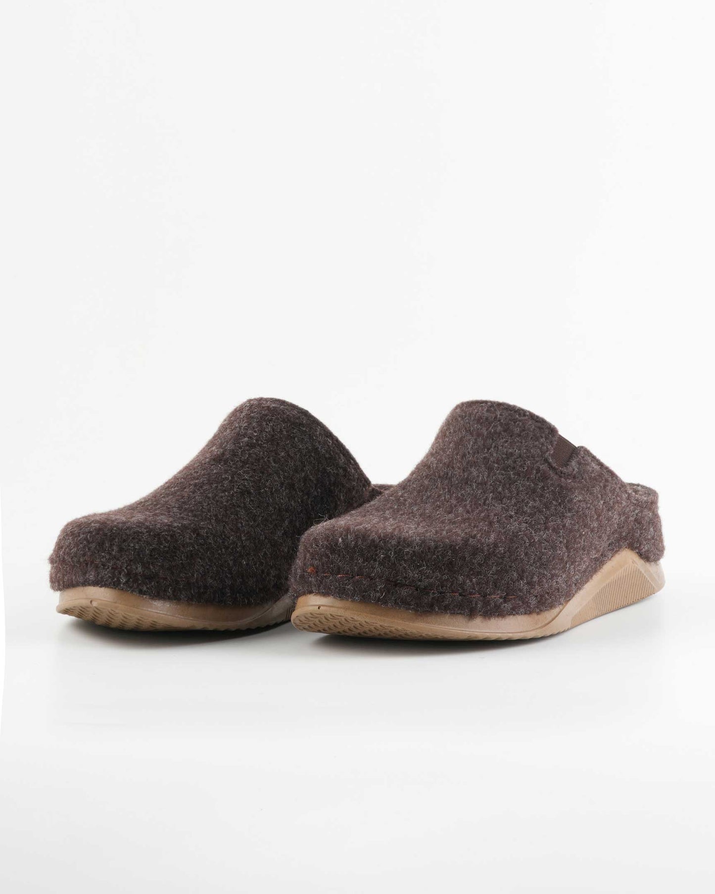 Women’s Winter Sabo Clogs — Warm, Comfortable & Wholesale-Ready