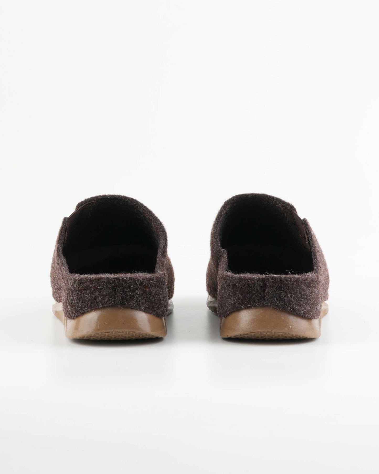 Women’s Winter Sabo Clogs — Warm, Comfortable & Wholesale-Ready