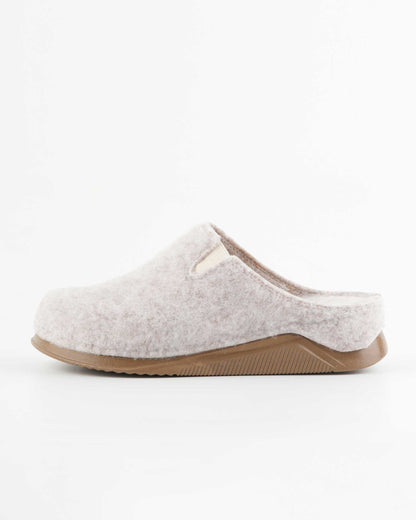 Women’s Winter Sabo Clogs — Warm, Comfortable & Wholesale-Ready