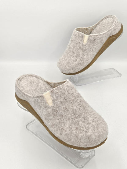 Women’s Winter Sabo Clogs — Warm, Comfortable & Wholesale-Ready