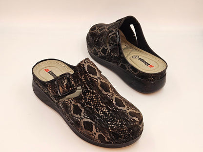 Women’s Sabo Clogs — Orthopedic Comfort, Durable & Wholesale-Friendly