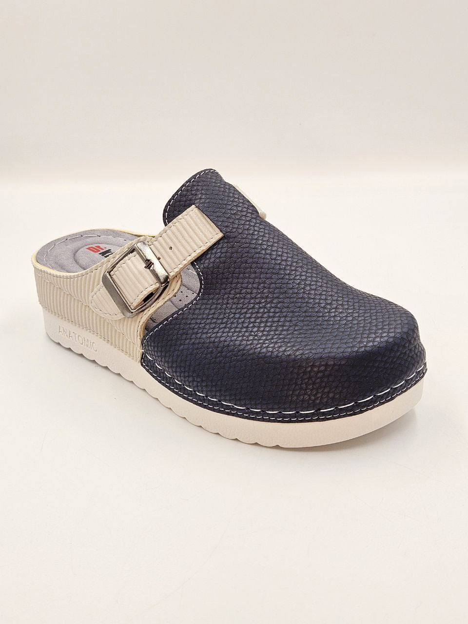 Women’s Winter Sabo Clogs — Warm, Comfortable & Wholesale-Ready