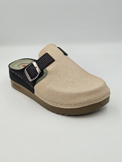 Women’s Winter Sabo Clogs — Warm, Comfortable & Wholesale-Ready