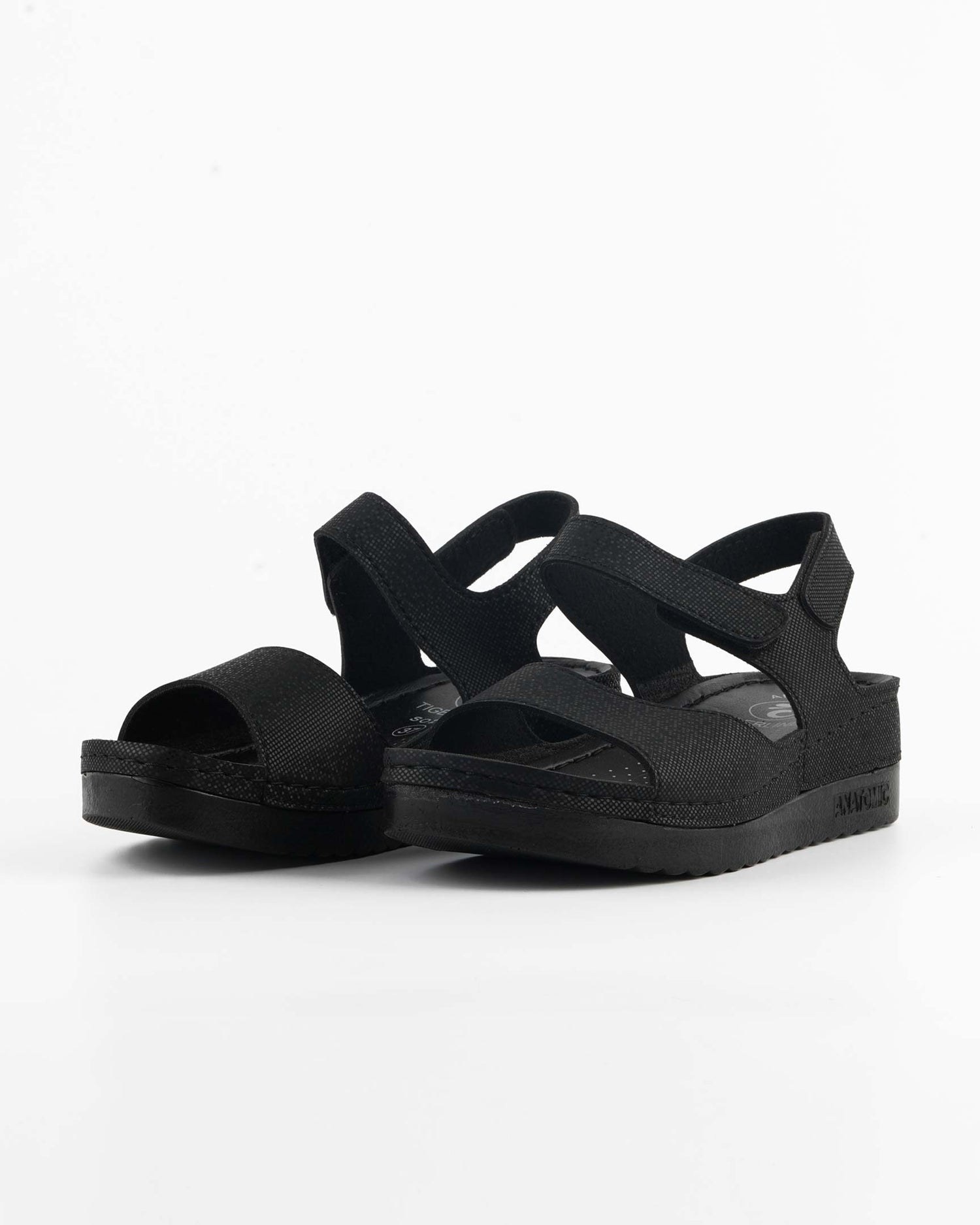 Women’s lightweight breathable sandals bulk purchase – wholesale-ready model
