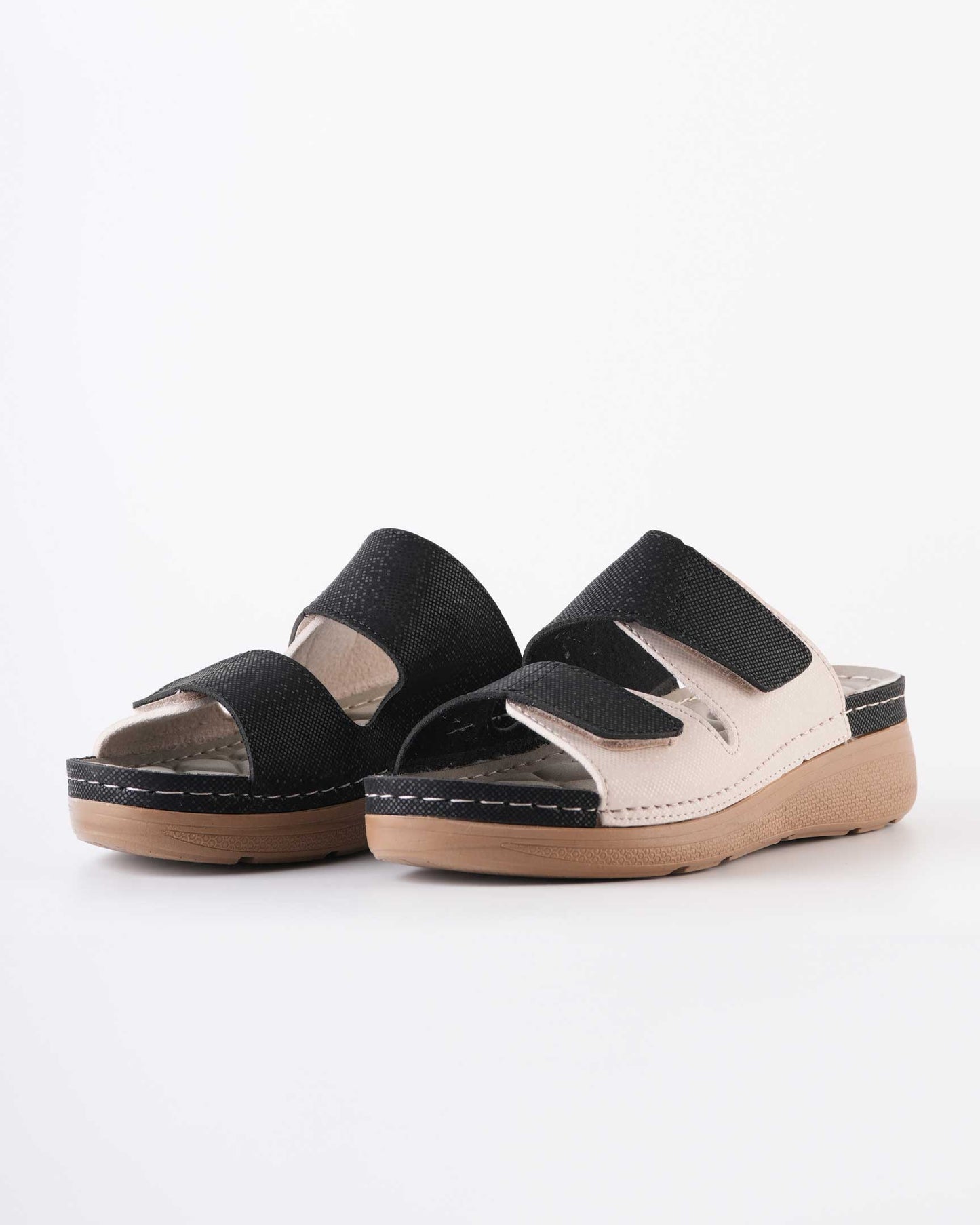 Women's Comfort Slippers Wholesale | Plush Cushioned, Lightweight & Bulk-Ready Footwear