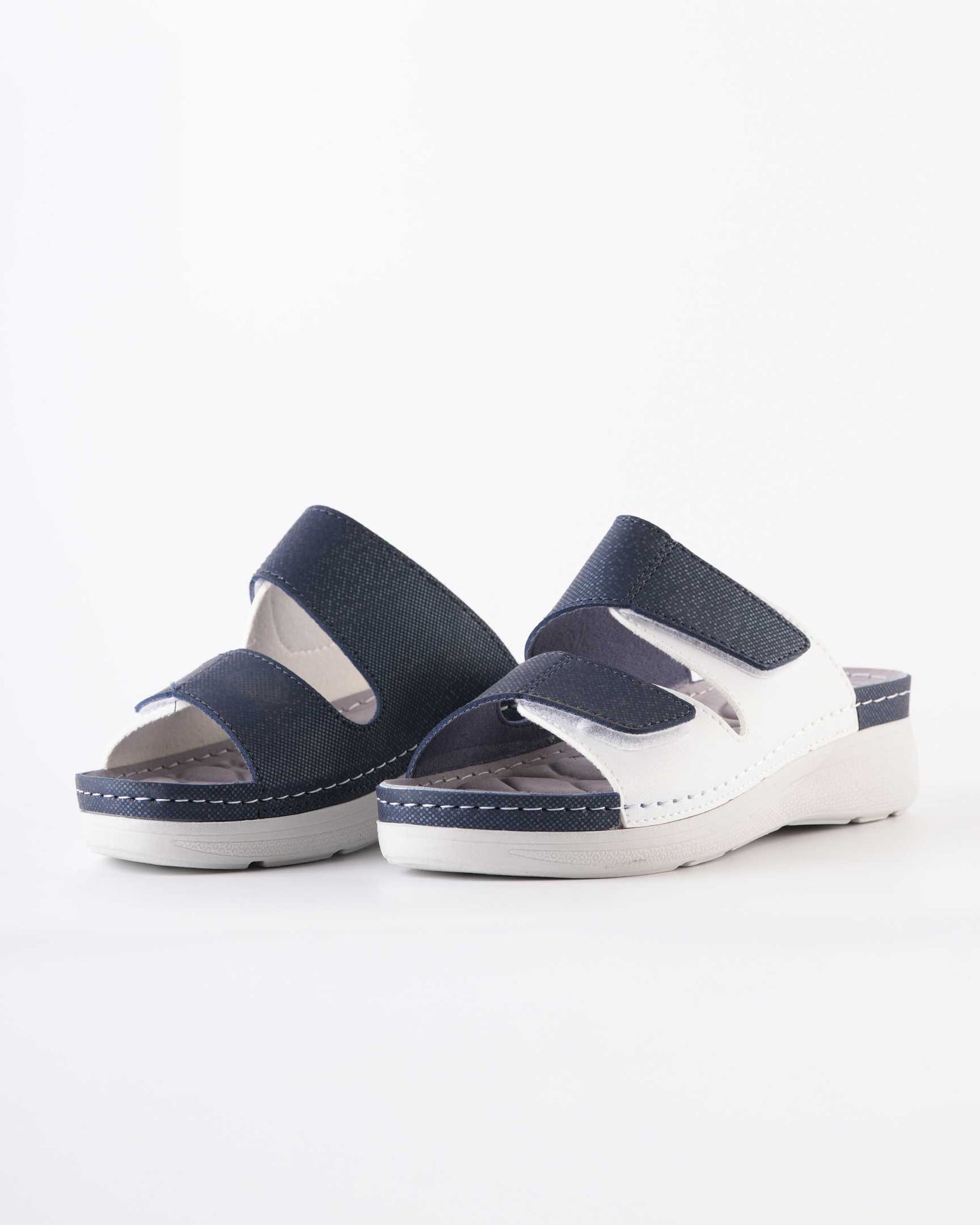 Women's Comfort Slippers Wholesale | Plush Cushioned, Lightweight & Bulk-Ready Footwear