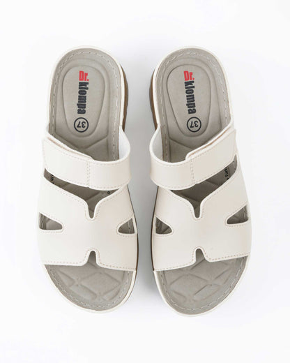 Women’s Comfort Slippers — Cushioned, Lightweight & Wholesale-Ready