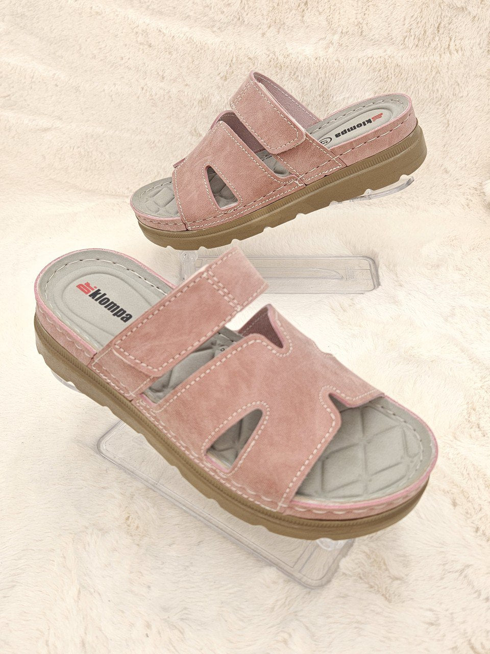 Women’s Comfort Slippers — Cushioned, Lightweight & Wholesale-Ready