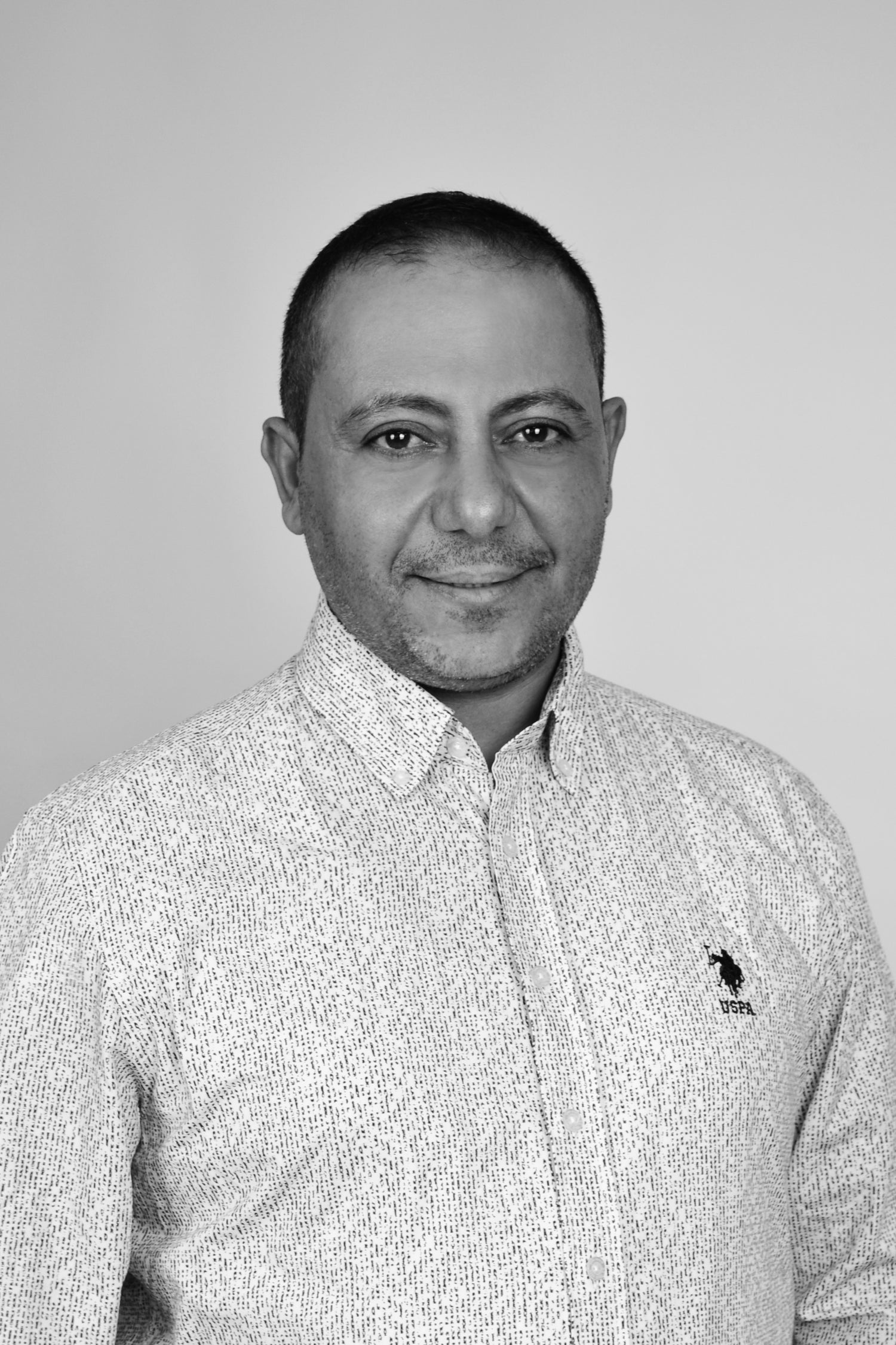 Youksal Aibach - Sales Department